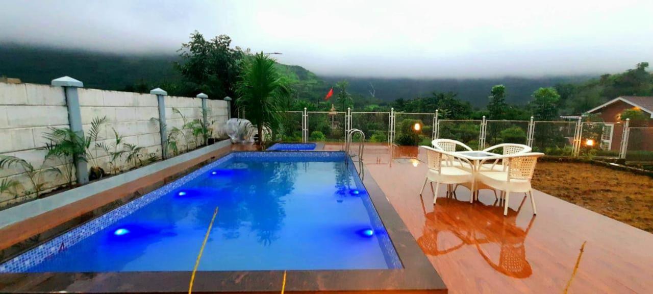 Shady Blue Villa Trimbak Exterior foto